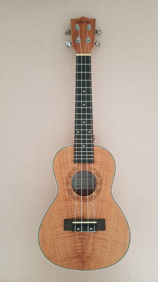 UKULELE 23’’ CONCERT